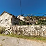 Stone Villa Oblun