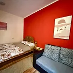 City Center Cozy Studio