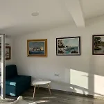 Sea View Studios