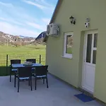 Komarnica Rest Home Delic