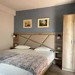 Guesthouse Hhl - Liman Ll