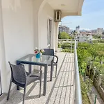 Gosa Apartments