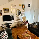 Apartment Lamer