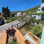 Apartments Vujosevic Petrovac