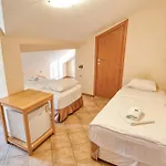Hotel Rendez Vous