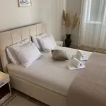 Plaza Stari Grad Budva Pjena Od Mora Beach Apartman