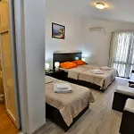 Hotel Adriana