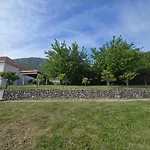 Uphill Glavanovic Villas