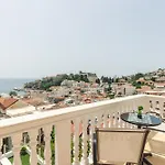 Apartments Mar