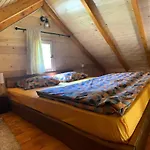 Cabin House Dubovik