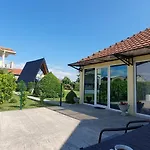 Cozzy Apartment Near The Aiport Podgorica