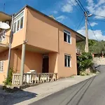 Tivat 2 Bedroom Apartment With Garden And Sea View
