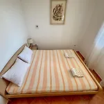 Residence Vukovic, Rezevici