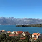 Apartment Dreams 3Br Tivat