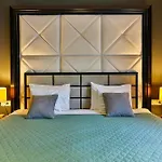 Maresia Boutique Suites