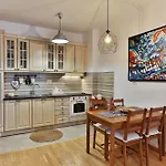 Luxury Fontana Apartments