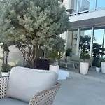 Hotel Senator