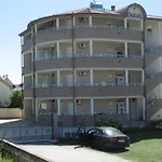 Apartments Dukat