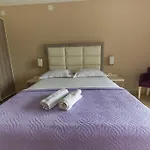 Stella Guest House