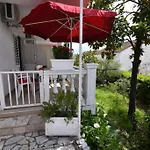 Nikic Apartments