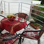 Apartments Amijova
