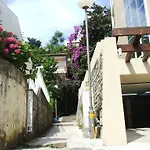Sarap Apartments