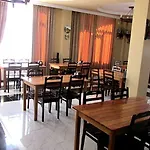 Hotel Diana