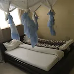 New Annex Hotel