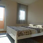 Fantastic Brand New Apartment