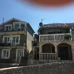 Studio Apartments Krasici