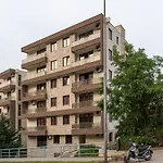 Burcak Apartment