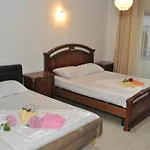 Haamel Apartment