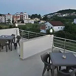 Haamel Apartment