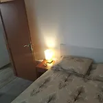 Apartment Dora