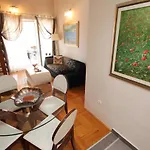 Apartment Nika