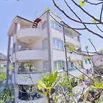 Apartmani Tripovic