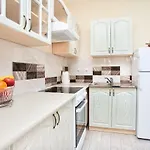 Sea Star Luxury Apartment