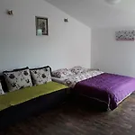 Studio Apartman Milica