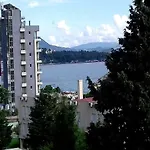 Anna Apartment