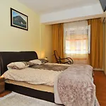 Apartment S&T