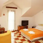 Apartmani Skver Sanja