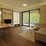Park Residence 6 - 2 Bedroom & Parking At Tivat Center