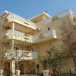 Apartments Villa Maslovar
