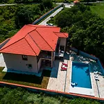 Stars Residence