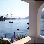 Apartments Roza