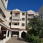 Emi