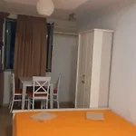 Studio Bella