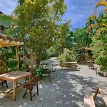 Le Robinet Homestay