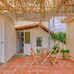 Le Robinet Homestay