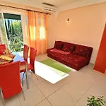Apartments Dinko Zifra